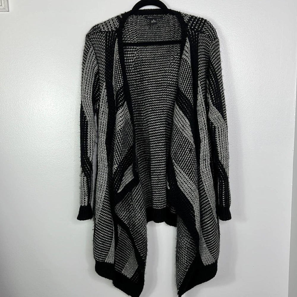 BCBGMAXAZRIA Wool Blend Gray & Black Open Front Waterfall Cardigan Sweater XL